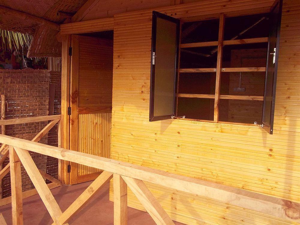 קלנגוטה Tivai Beach Cottages מראה חיצוני תמונה