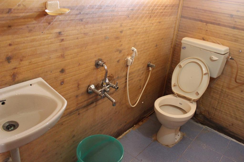 קלנגוטה Tivai Beach Cottages מראה חיצוני תמונה