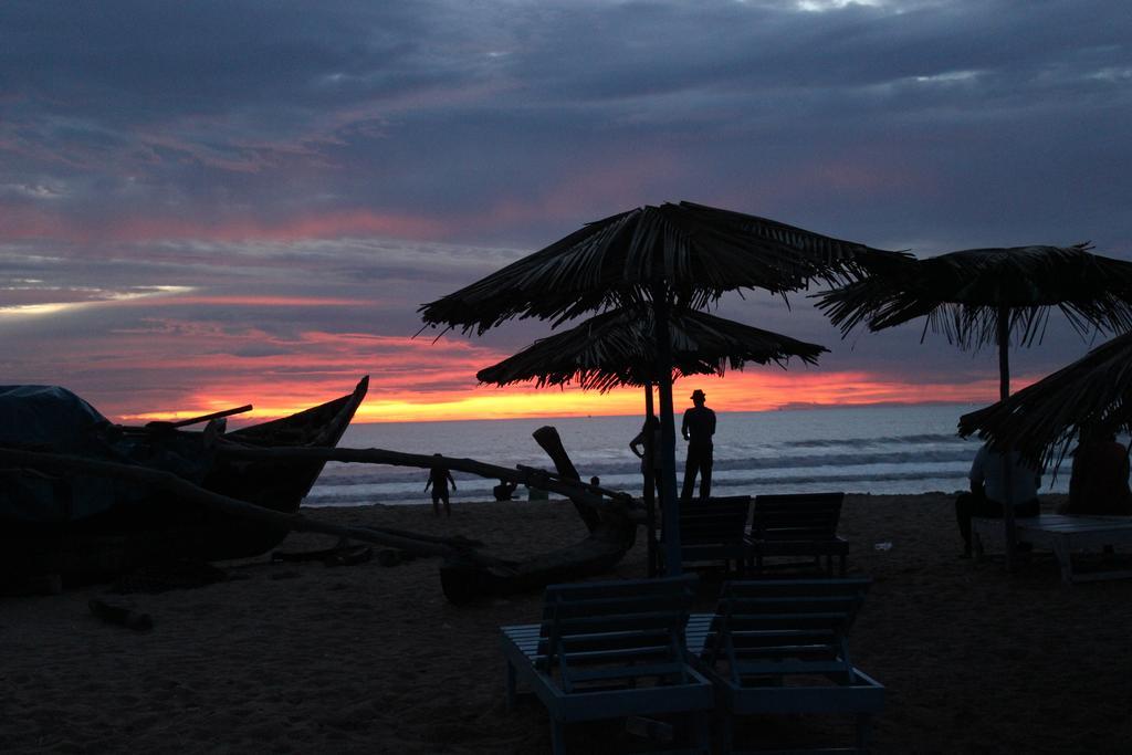 קלנגוטה Tivai Beach Cottages מראה חיצוני תמונה